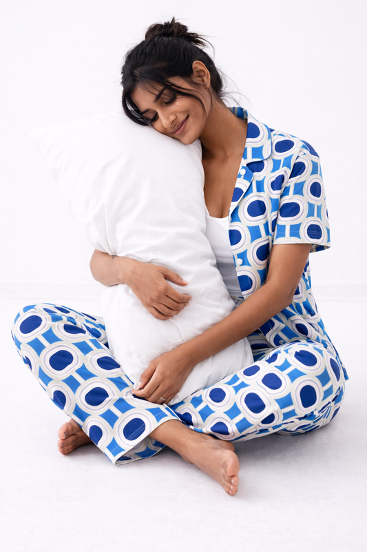 GEOMETRIC BLUE LADIES FRONT OPEN SHORT SLEEVE PANT SET