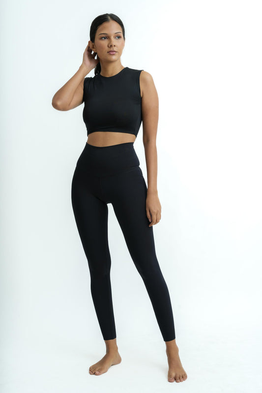 Eco-friendly recycled yoga pants for women