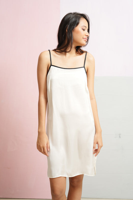 NTY SLIP DRESS WHITE