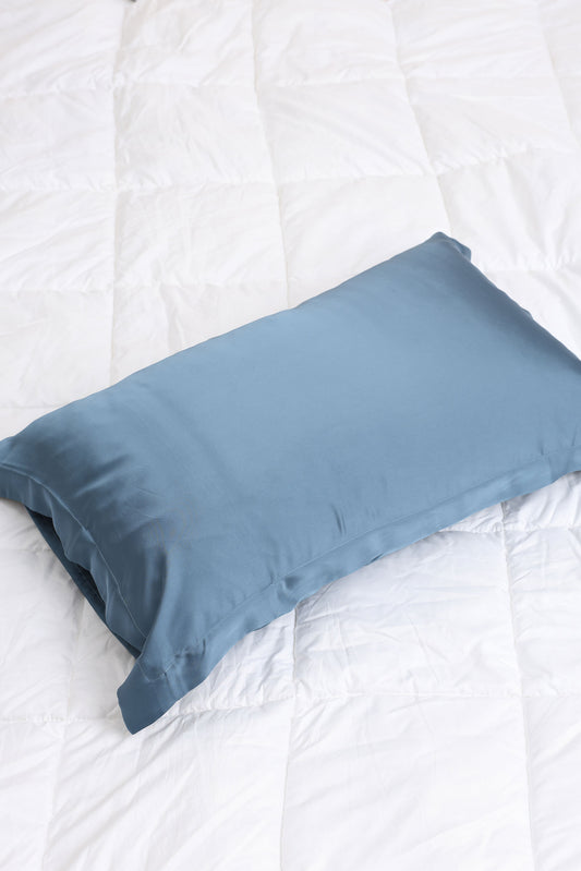 SATIN PILLOWCASE BLUE STEEL